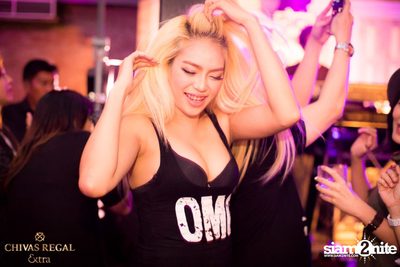 #ChivasX Party กับ เจ เจตริน และ คริสติน่า ที่ร้าน ลิซึ่ม, รัชดา — photo 8