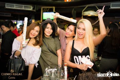 #ChivasX Party กับ เจ เจตริน และ คริสติน่า ที่ร้าน ลิซึ่ม, รัชดา — photo 76