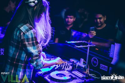 Friday Night at Funky Villa, Thonglor Arena 10 — photo 54