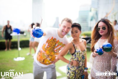 THAMMATAI นำเสนอ Urban Pool Party ที่โรงแรม โซฟิเทล โซ — photo 112