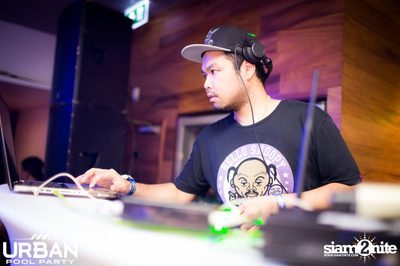 THAMMATAI นำเสนอ Urban Pool Party ที่โรงแรม โซฟิเทล โซ — photo 211