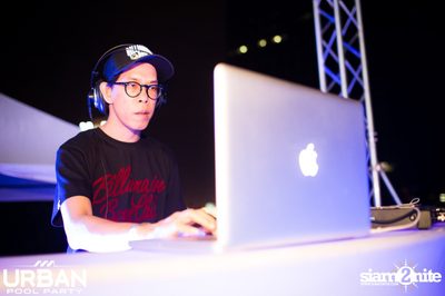 THAMMATAI นำเสนอ Urban Pool Party ที่โรงแรม โซฟิเทล โซ — photo 221