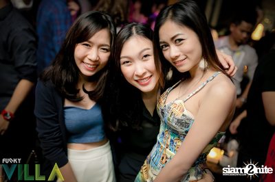 Two Popetorn Live at Funky Villa, Thonglor 10 — photo 9