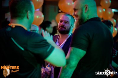 Grand Opening at Hooters Nana, Sukhumvit Soi 4 — photo 17
