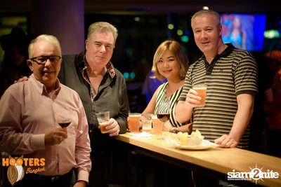 Grand Opening at Hooters Nana, Sukhumvit Soi 4 — photo 25