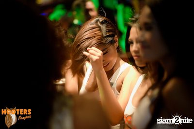 Grand Opening at Hooters Nana, Sukhumvit Soi 4 — photo 46