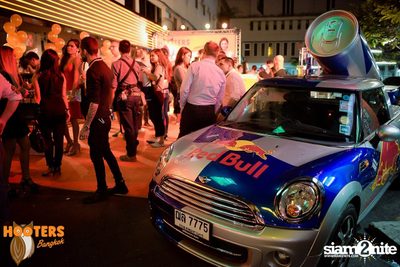 Grand Opening at Hooters Nana, Sukhumvit Soi 4 — photo 72
