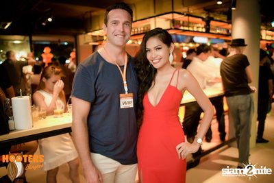 Grand Opening at Hooters Nana, Sukhumvit Soi 4 — photo 80