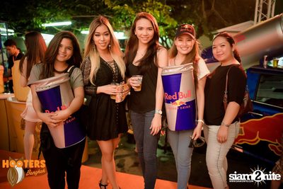 Grand Opening at Hooters Nana, Sukhumvit Soi 4 — photo 82