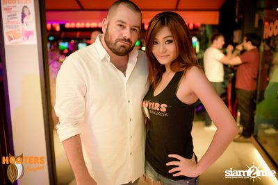 Grand Opening at Hooters Nana, Sukhumvit Soi 4 — photo 103
