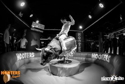 Grand Opening at Hooters Nana, Sukhumvit Soi 4 — photo 118