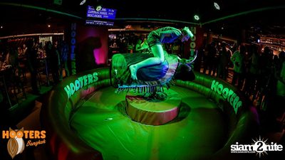 Grand Opening at Hooters Nana, Sukhumvit Soi 4 — photo 122