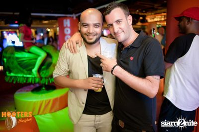 Grand Opening at Hooters Nana, Sukhumvit Soi 4 — photo 130