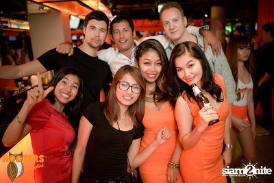 Grand Opening at Hooters Nana, Sukhumvit Soi 4 — photo 152
