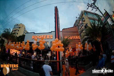 Grand Opening at Hooters Pattaya, Pattaya Beach Road — photo 14