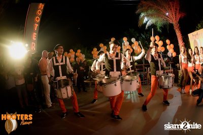 Grand Opening at Hooters Pattaya, Pattaya Beach Road — photo 45