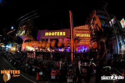 Grand Opening at Hooters Pattaya, Pattaya Beach Road — photo 68