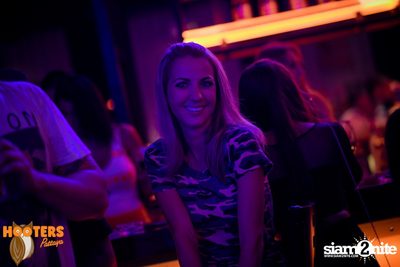 Grand Opening at Hooters Pattaya, Pattaya Beach Road — photo 91
