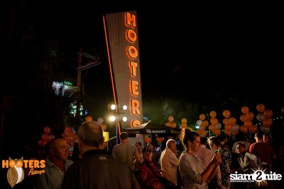 Grand Opening at Hooters Pattaya, Pattaya Beach Road — photo 100