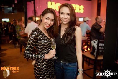 Grand Opening at Hooters Pattaya, Pattaya Beach Road — photo 102