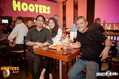 Grand Opening at Hooters Pattaya, Pattaya Beach Road — photo 103
