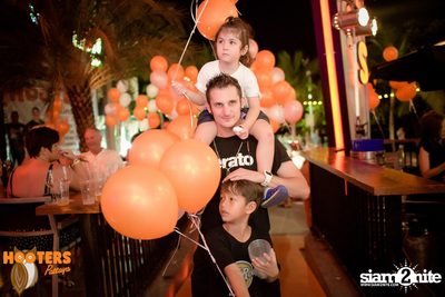 Grand Opening at Hooters Pattaya, Pattaya Beach Road — photo 104