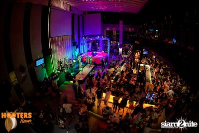 Grand Opening at Hooters Pattaya, Pattaya Beach Road — photo 115