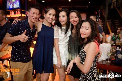 Grand Opening at Hooters Pattaya, Pattaya Beach Road — photo 144
