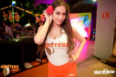 Grand Opening at Hooters Pattaya, Pattaya Beach Road — photo 153