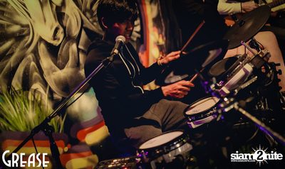 Saturday Night at Grease Bangkok, Sukhumvit Soi 49 — photo 10