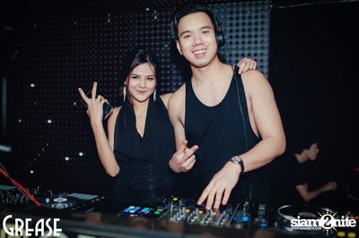 Saturday Night at Grease Bangkok, Sukhumvit Soi 49 — photo 12