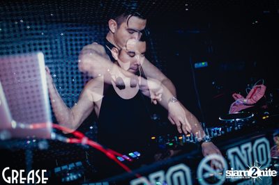 Saturday Night at Grease Bangkok, Sukhumvit Soi 49 — photo 19