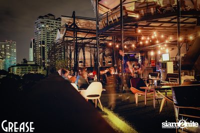 Saturday Night at Grease Bangkok, Sukhumvit Soi 49 — photo 28