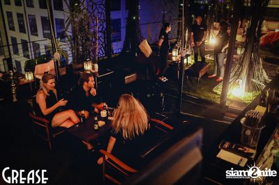 Saturday Night at Grease Bangkok, Sukhumvit Soi 49 — photo 30