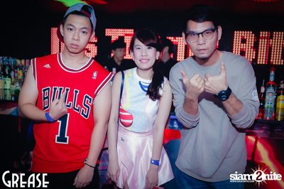 Saturday Night at Grease Bangkok, Sukhumvit Soi 49 — photo 33