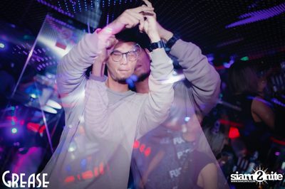 Saturday Night at Grease Bangkok, Sukhumvit Soi 49 — photo 35