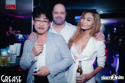Saturday Night at Grease Bangkok, Sukhumvit Soi 49 — photo 40