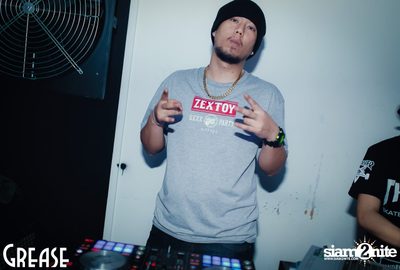 Saturday Night at Grease Bangkok, Sukhumvit Soi 49 — photo 45