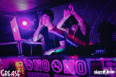 Saturday Night at Grease Bangkok, Sukhumvit Soi 49 — photo 50