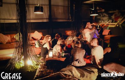 Saturday Night at Grease Bangkok, Sukhumvit Soi 49 — photo 55