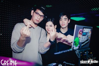 Saturday Night at Grease Bangkok, Sukhumvit Soi 49 — photo 62