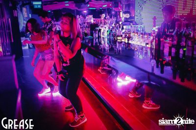 Saturday Night at Grease Bangkok, Sukhumvit Soi 49 — photo 67