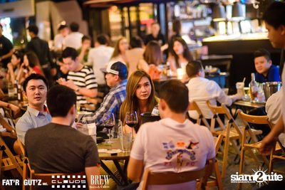 Seenspace Invasion ที่ร้าน Clouds, Fat'R Gut'z และ BREW Beers & Ciders — photo 1