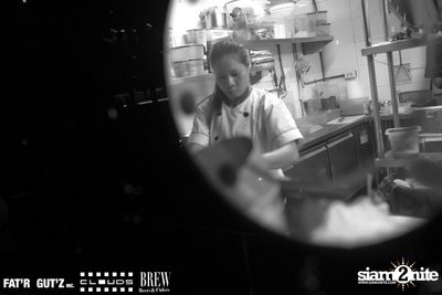 Seenspace Invasion ที่ร้าน Clouds, Fat'R Gut'z และ BREW Beers & Ciders — photo 17