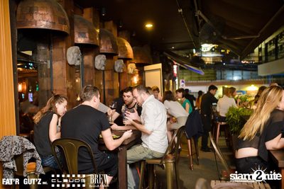 Seenspace Invasion ที่ร้าน Clouds, Fat'R Gut'z และ BREW Beers & Ciders — photo 35