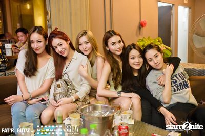 Seenspace Invasion ที่ร้าน Clouds, Fat'R Gut'z และ BREW Beers & Ciders — photo 79