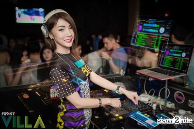 Friday Night at Funky Villa, Thonglor Arena 10 — photo 48