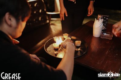 Friday Night at Grease Bangkok, Sukhumvit Soi 49 — photo 26