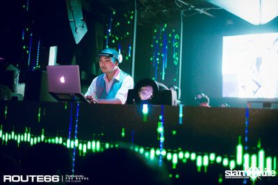 ปาร์ตี้คืนวันศุกร์ ที่ร้าน รูท ซิกตี้ซิกคลับ อาร์ซีเอ — photo 7