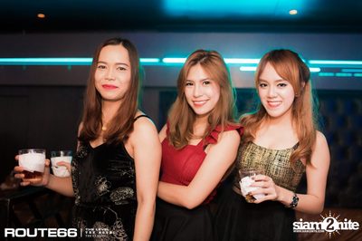 ปาร์ตี้คืนวันศุกร์ ที่ร้าน รูท ซิกตี้ซิกคลับ อาร์ซีเอ — photo 18